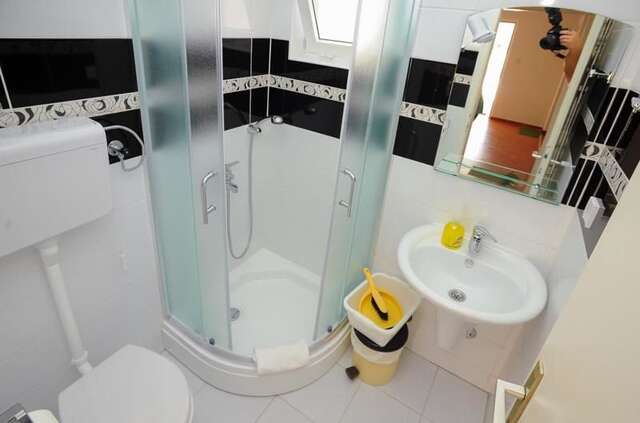 Фермерские дома Apartments and Rooms Ljiljana&Smilja Улцинь-21