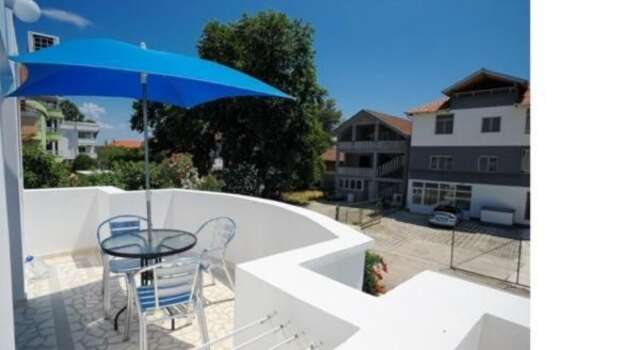 Фермерские дома Apartments and Rooms Ljiljana&Smilja Улцинь-4